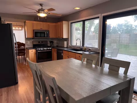 722 Voyager Dr, Bartlett, IL 60103 photo 20