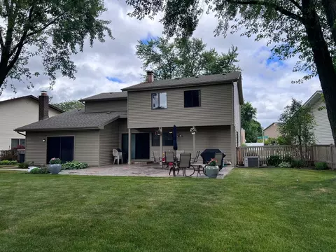 722 Voyager Dr, Bartlett, IL 60103 photo 14