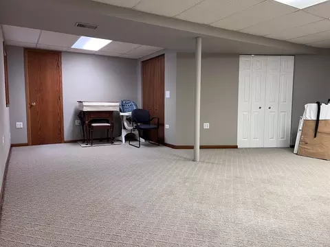 722 Voyager Dr, Bartlett, IL 60103 photo 24