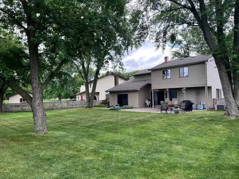722 Voyager Dr, Bartlett, IL 60103 photo 15