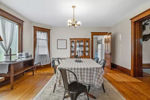 10207 Main St, Hebron, IL 60034 photo 9