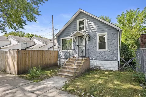 8034 S Colfax Ave, Chicago, IL 60617