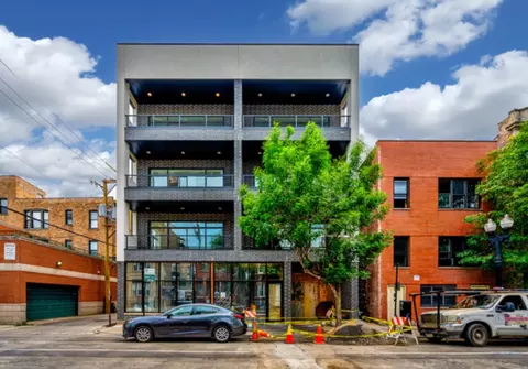 2315 W Taylor St #3E, Chicago, IL 60612