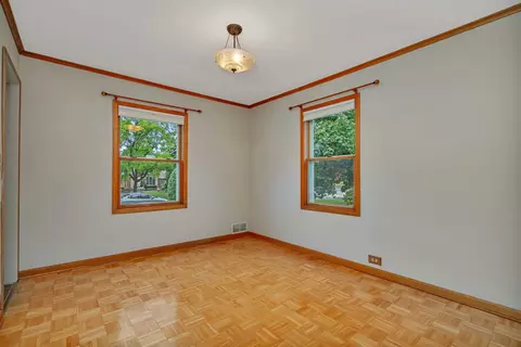 136 83rd St, Willowbrook, IL 60527 photo 7