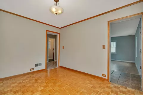 136 83rd St, Willowbrook, IL 60527 photo 6