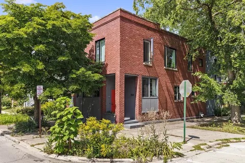 1501 Greenleaf St, Evanston, IL 60202