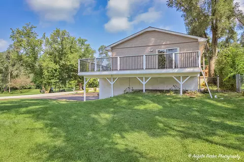 Undisclosed, Spring Grove, IL 60081 photo 28