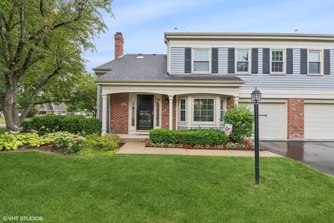 2486 E Towne Blvd #2486, Arlington Heights, IL 60004