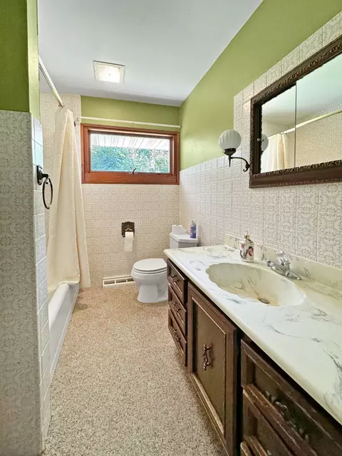 1474 Winter Dr, Freeport, IL 61032 photo 15