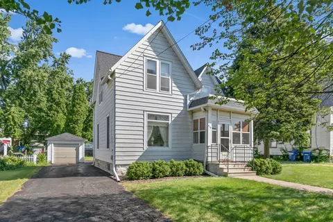 915 State St, Dekalb, IL 60115