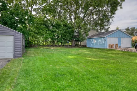 Exterior - 907 Mason Ave, Aurora, IL 60506 photo 6 of 6