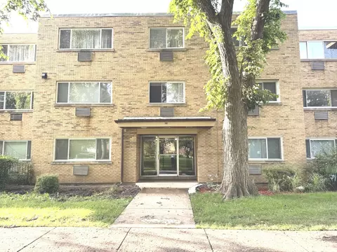 752 Dempster St #C209, Mount Prospect, IL 60056
