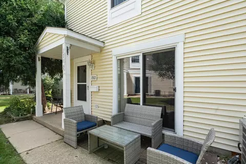 Exterior - 1312 Fall Ct #1312, Wheeling, IL 60090 photo 2 of 3