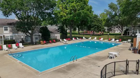 Exterior - 1312 Fall Ct #1312, Wheeling, IL 60090 photo 3 of 3