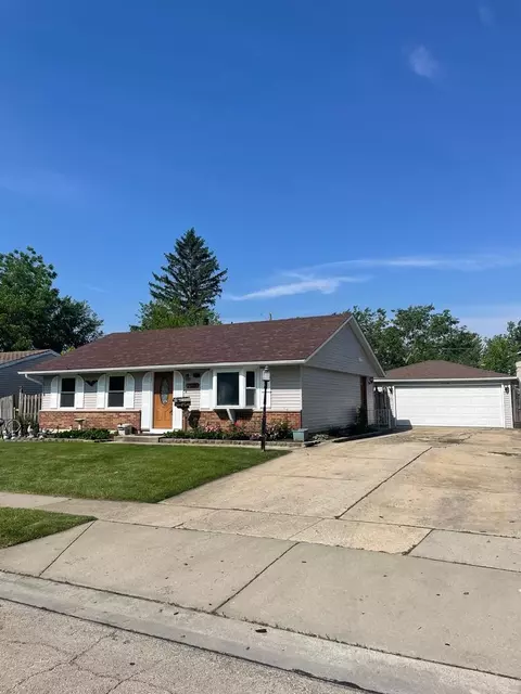 606 Belmont Dr, Romeoville, IL 60446