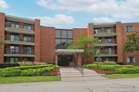 1415 E Central Rd #218C, Arlington Heights, IL 60005