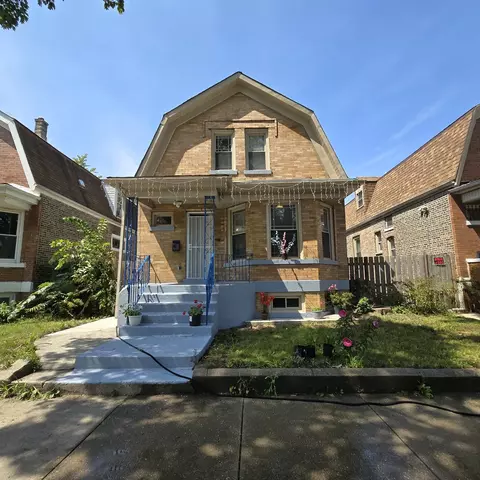 7034 S Bishop St, Chicago, IL 60636