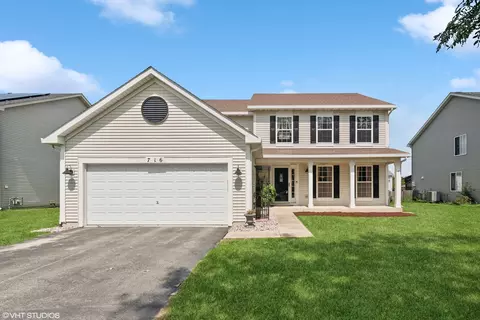 716 Brita Trl, Minooka, IL 60447