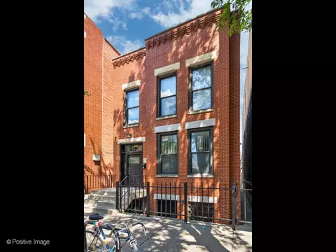 1436 W Taylor St, Chicago, IL 60607
