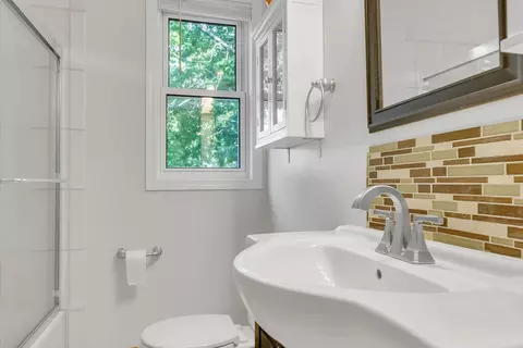 1133 Davis Ave, Deerfield, IL 60015 photo 17