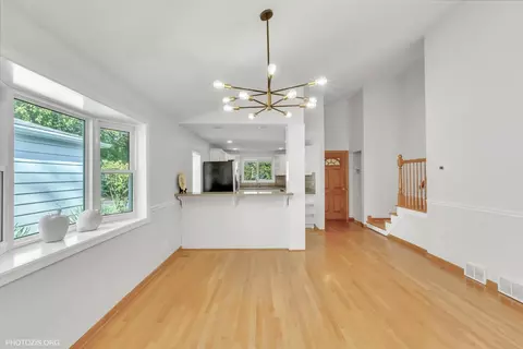 1133 Davis Ave, Deerfield, IL 60015 photo 7