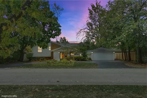 1133 Davis Ave, Deerfield, IL 60015 photo 2