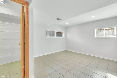 1133 Davis Ave, Deerfield, IL 60015 photo 18