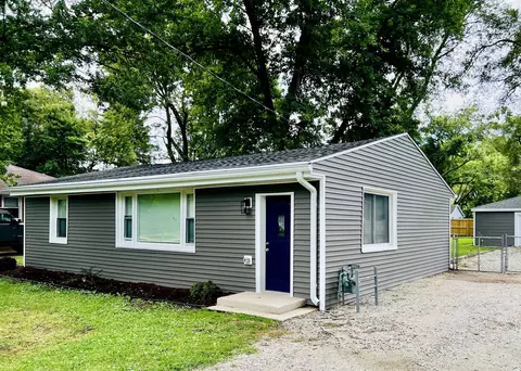 6362 E Flora St, Kankakee, IL 60901 photo 2
