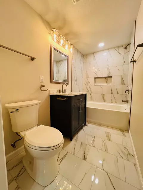 6362 E Flora St, Kankakee, IL 60901 photo 8