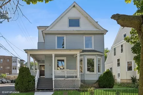 6743 N Ashland Ave, Chicago, IL 60626