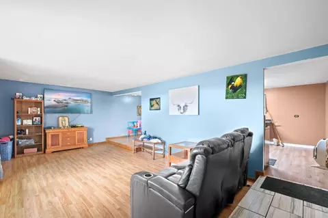 Living - 3404 E Kentucky Rd, Beecher, IL 60401 photo 1 of 2