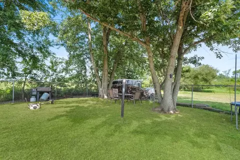 Exterior - 3404 E Kentucky Rd, Beecher, IL 60401 photo 6 of 8