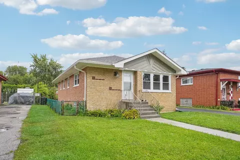 2232 W 157th St, Markham, IL 60426 photo 2