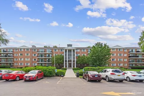 1060 N Farnsworth Ave #1305, Aurora, IL 60505