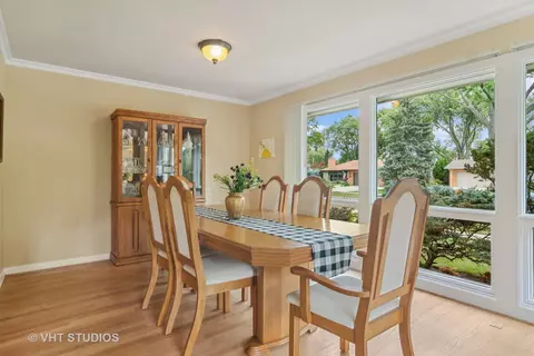 350 Cambridge Rd, Des Plaines, IL 60016 photo 11