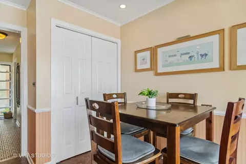 350 Cambridge Rd, Des Plaines, IL 60016 photo 15