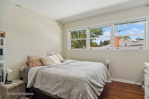 350 Cambridge Rd, Des Plaines, IL 60016 photo 24