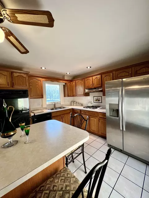 7010 Exner Rd, Darien, IL 60561 photo 11