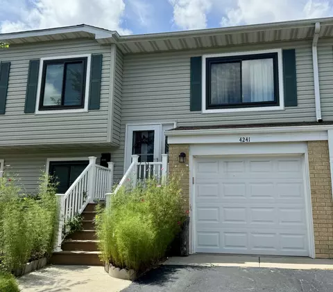 4241 Continental Dr #0, Waukegan, IL 60087
