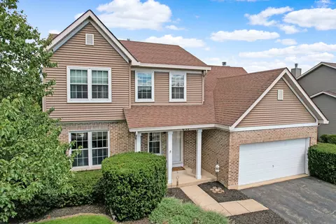 637 Salem Cir, Oswego, IL 60543