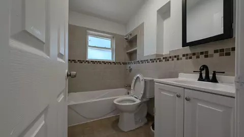 8915 Robin Dr #A, Des Plaines, IL 60016 photo 19