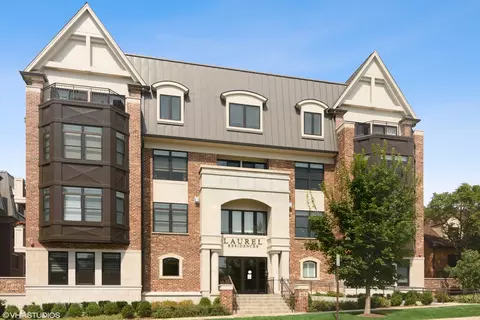 815 Laurel Ave #202, Highland Park, IL 60035