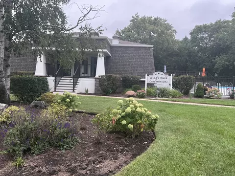 Exterior - 4517 Kings Walk Dr #1C, Rolling Meadows, IL 60008 photo 4 of 6