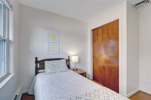815 S Third Ave, Des Plaines, IL 60016 photo 20