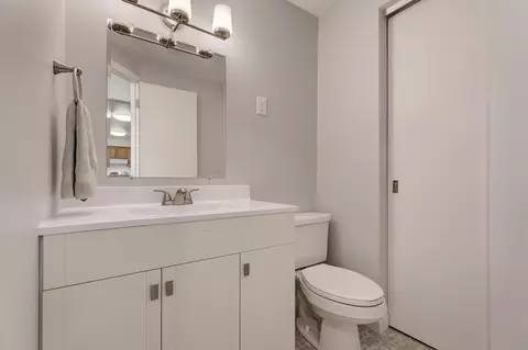 815 S Third Ave, Des Plaines, IL 60016 photo 14