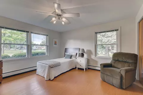 815 S Third Ave, Des Plaines, IL 60016 photo 17