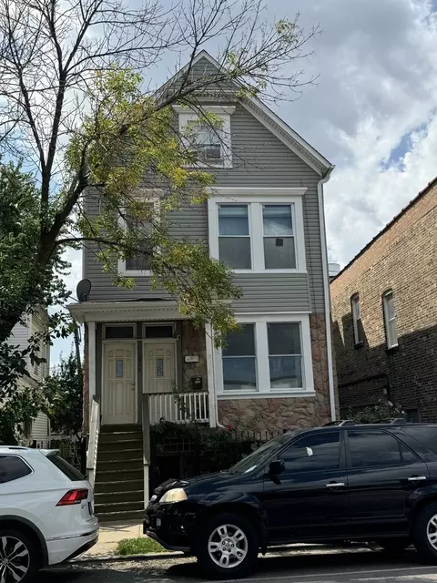 3320 N California Ave, Chicago, IL 60618