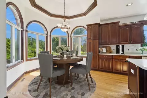 Dining - 30 W100 Dean Ct, Wayne, IL 60184 photo 2 of 2