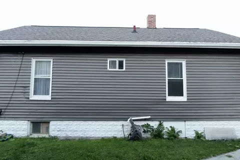 1204 W Jackson St, Bloomington, IL 61701 photo 2