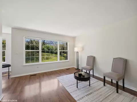 Living - 305 Buckingham Cir #B, Elgin, IL 60120 photo 2 of 4